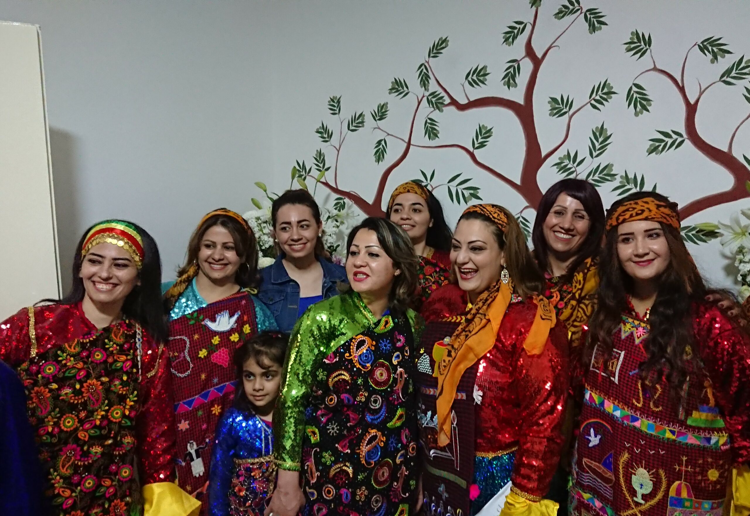 OTC-women-in-Iraqi-costume